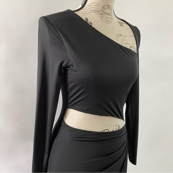 NWT Tobi Asymmetrical Neck Cut Out Long Sleeve Bodycon Maxi Dress Black Small - Picture 4 of 14